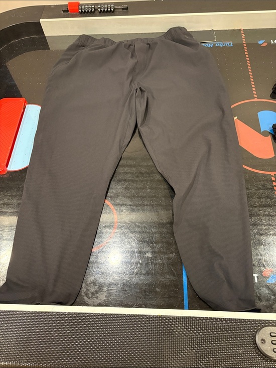 lululemon athletica Pants - Women’s Black Elastic-Waist Casual tear away Pants
